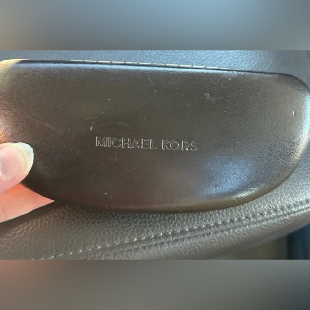 Michael Kors Sunglasses Case - Picture 1 of 2